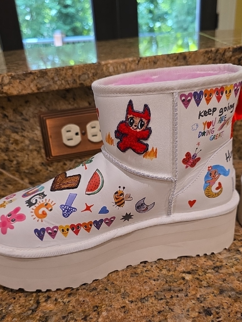 UGG Platform Pop Sketch Boot By Humberto Cruz - SZ 9 - Picture 4 of 13